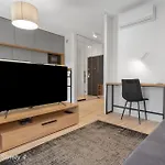 MYE_Piotrkowska 44