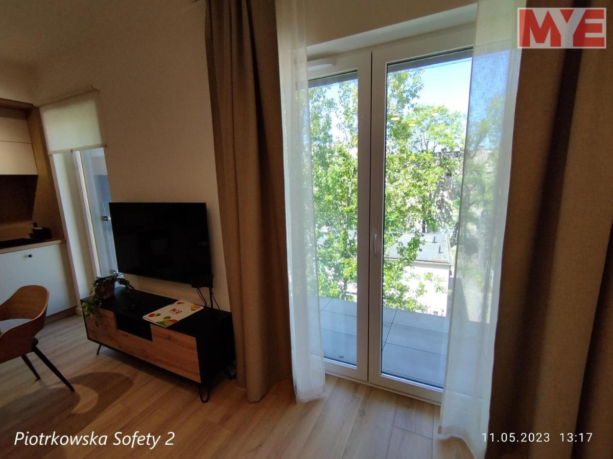 MYE_Piotrkowska 44 *